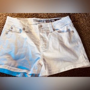 Miss me jean shorts size 30